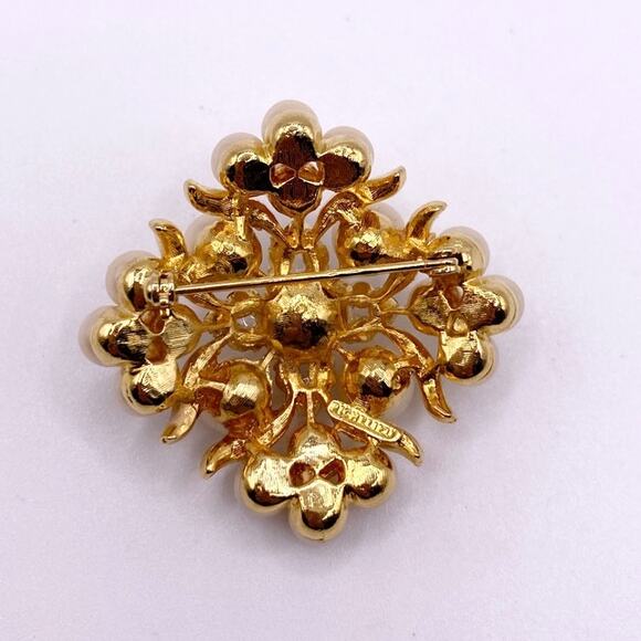VNTG Richelieu Faux Pearls Brooch - Picture 4 of 5